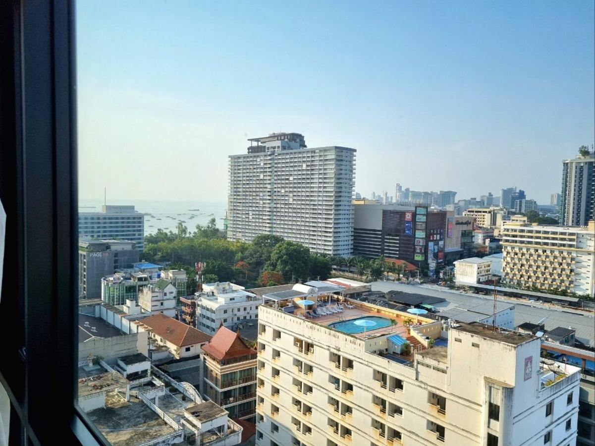 The Base Condo Center Of Pattaya Rooftop Swimming Pool Εξωτερικό φωτογραφία